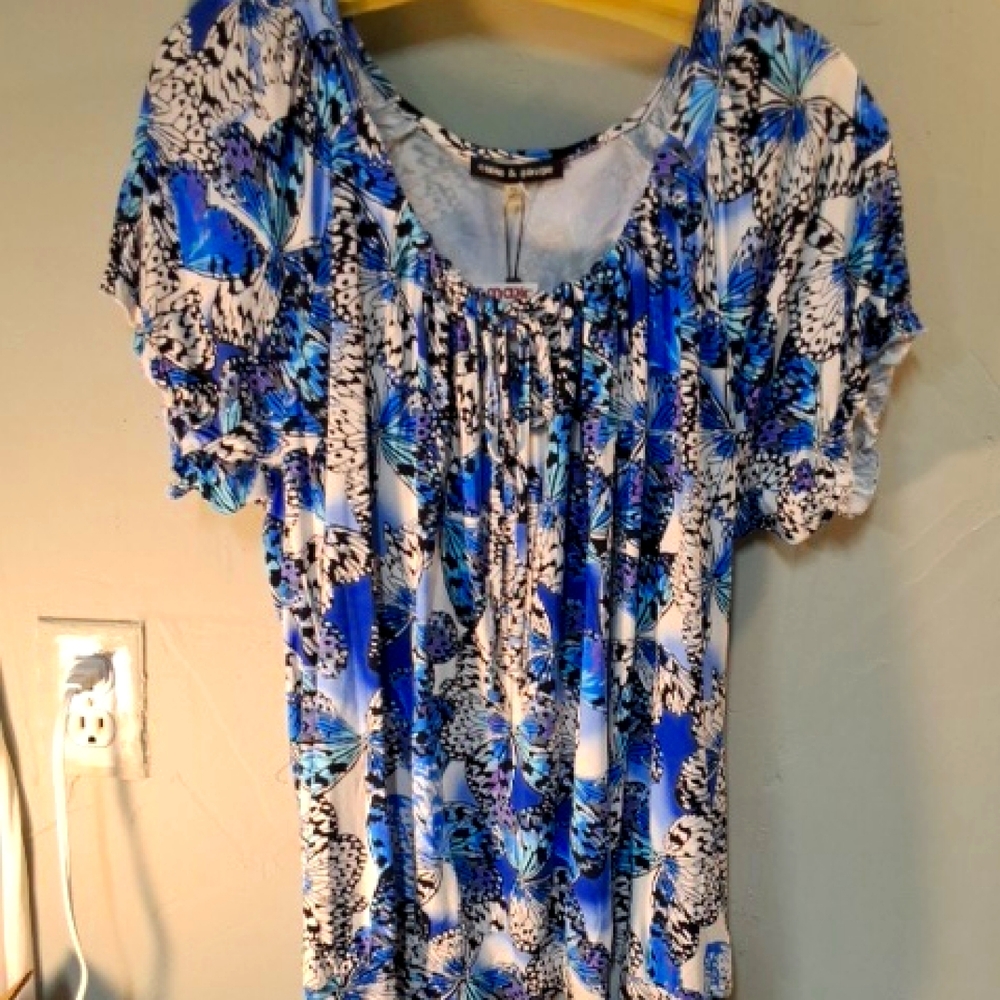 Cable And Gauge Blue And White Butterfly Blouse